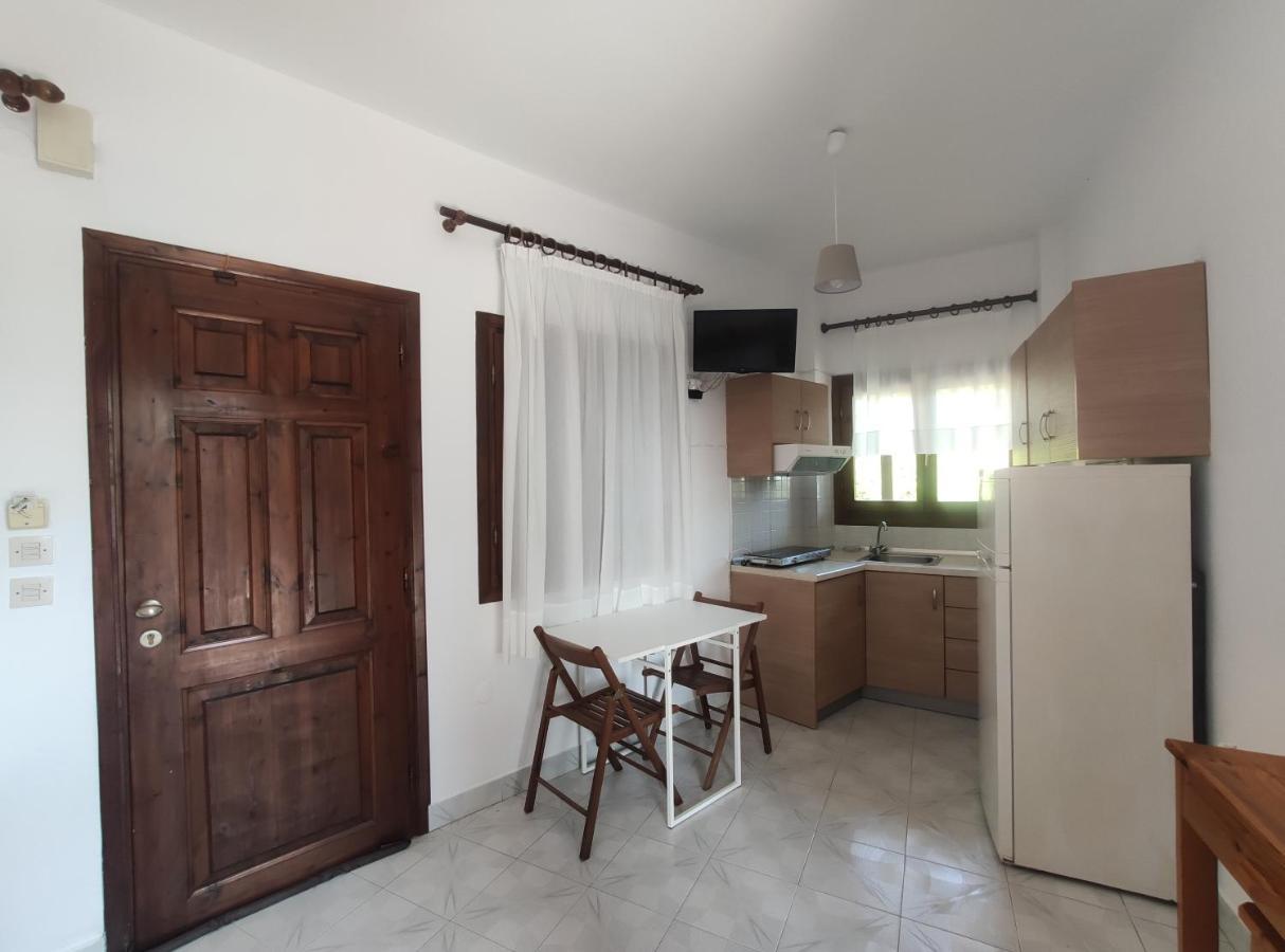 Para Thin Alos Inn Neos Marmaras Exterior foto