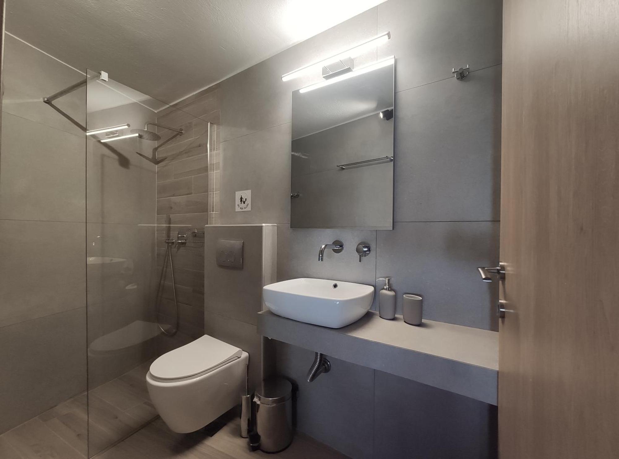 Para Thin Alos Inn Neos Marmaras Exterior foto